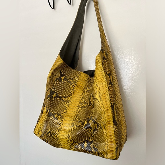 Beirn Genuine Yellow Python Bag - Picture 2 of 8